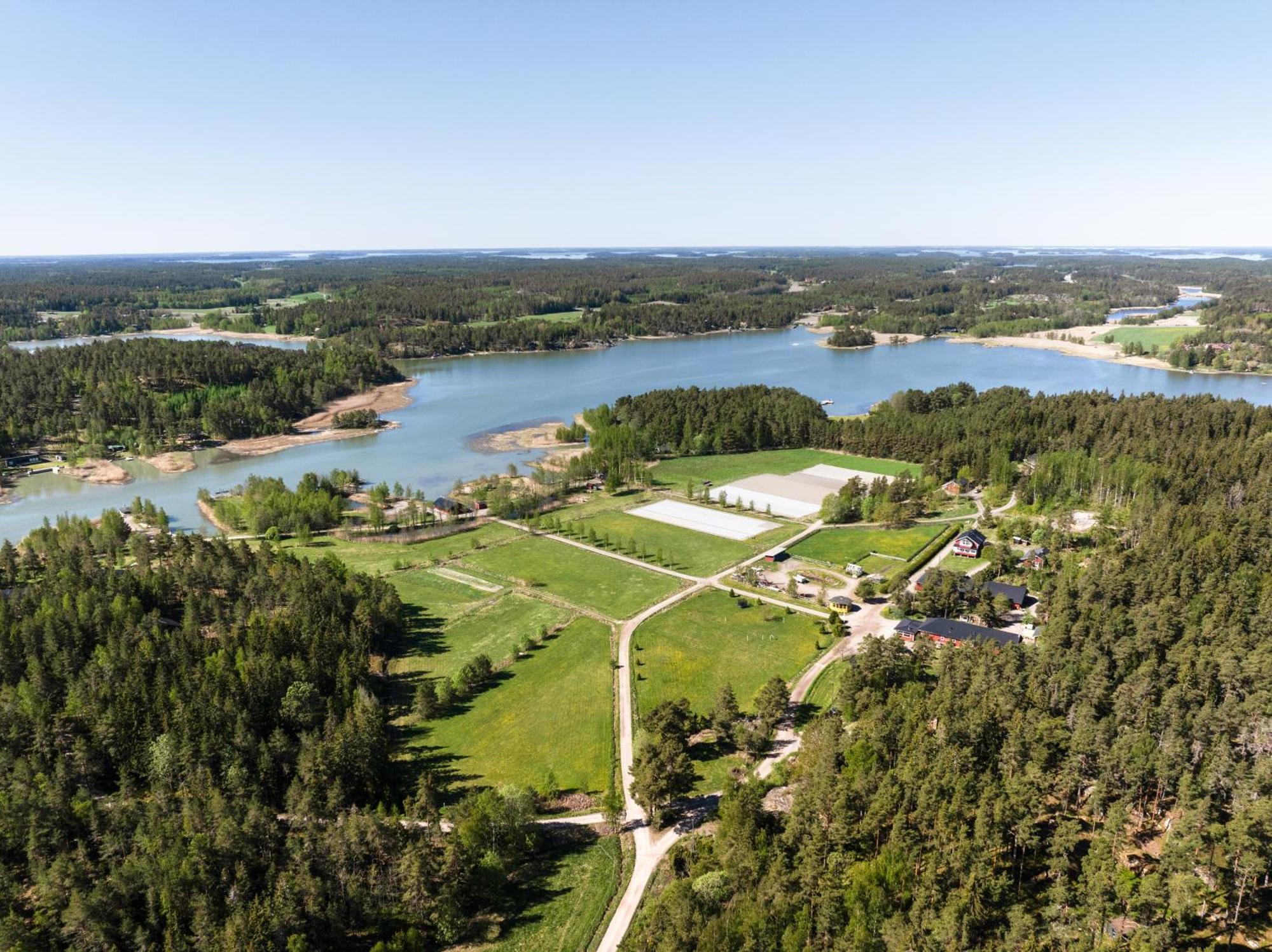 Lomahyppaeys Villa Naantali Exterior photo