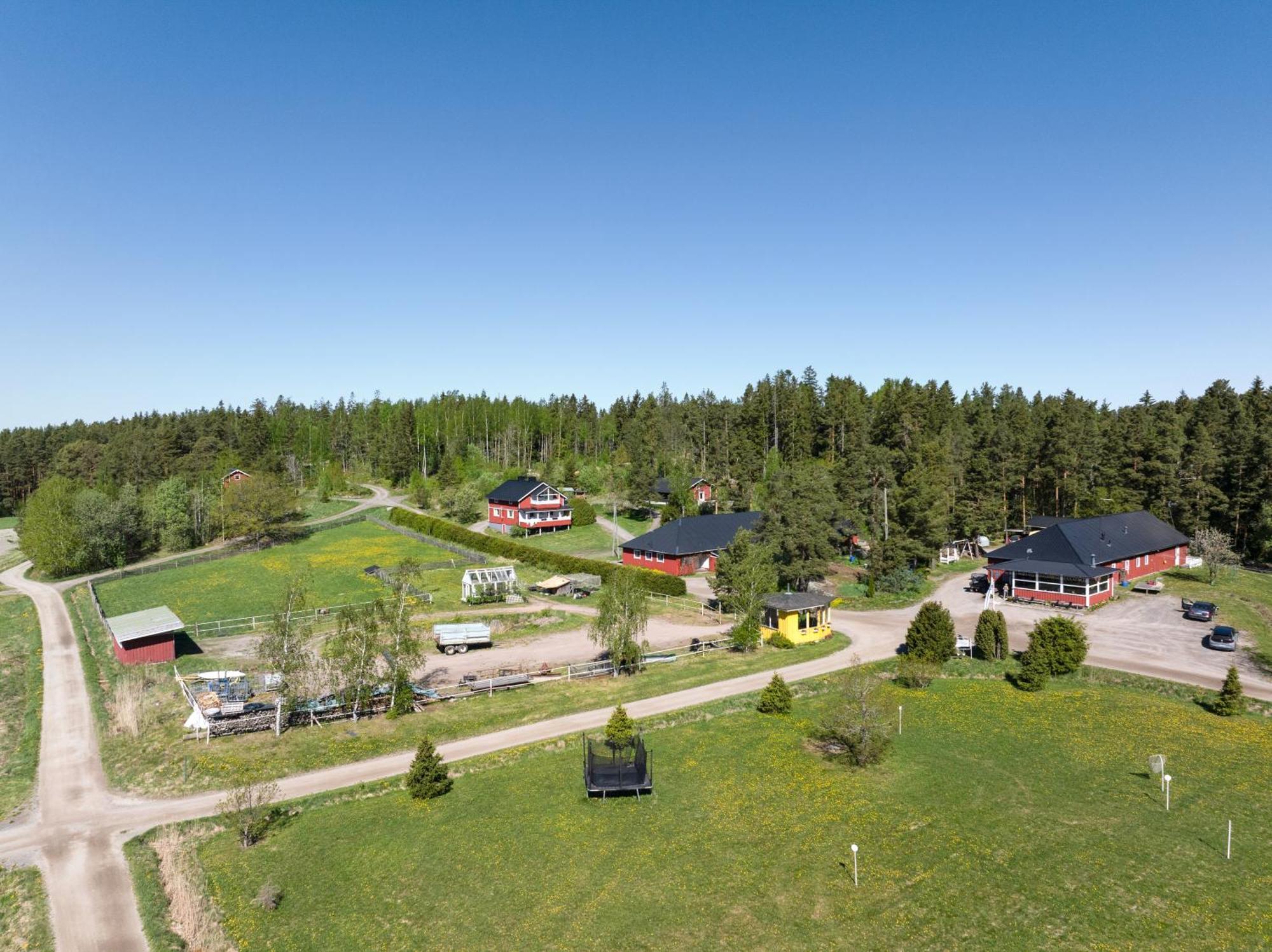 Lomahyppaeys Villa Naantali Exterior photo